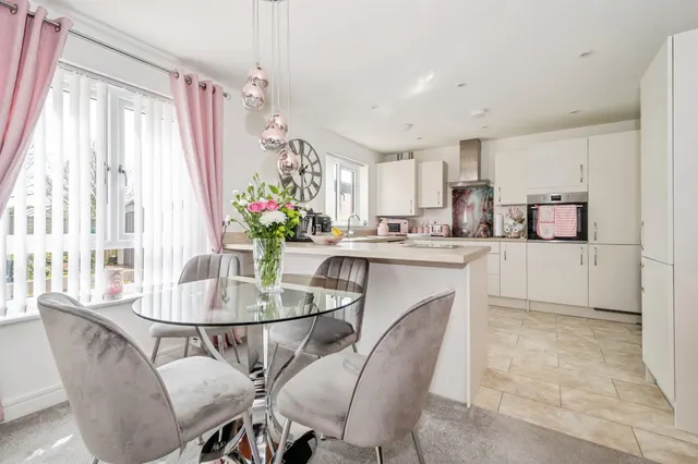 Photo 3 — Glebelands, Callington