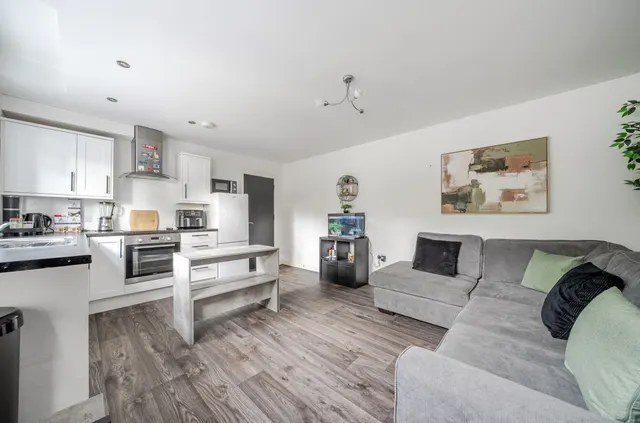 White Hart Road, Gosport, PO12, photo 2