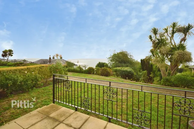 Zig Zag Road, Ventnor, PO38, photo 2