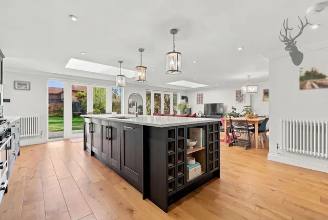 Orchard Drive, Theydon Bois, CM16, photo 2