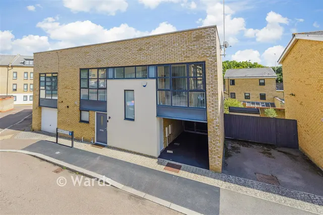 Brambling Close, Greenthihe, DA9, photo 1