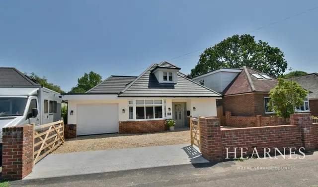 Headswell Avenue, BH10, photo 1