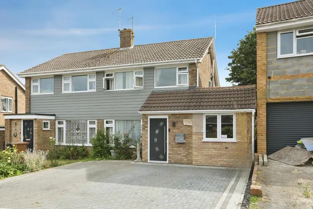 Broadoak Avenue, Maidstone, Kent, ME15, photo 1