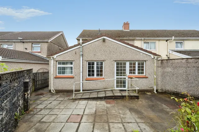 Caban Isaac Road, Swansea, SA4, photo 2