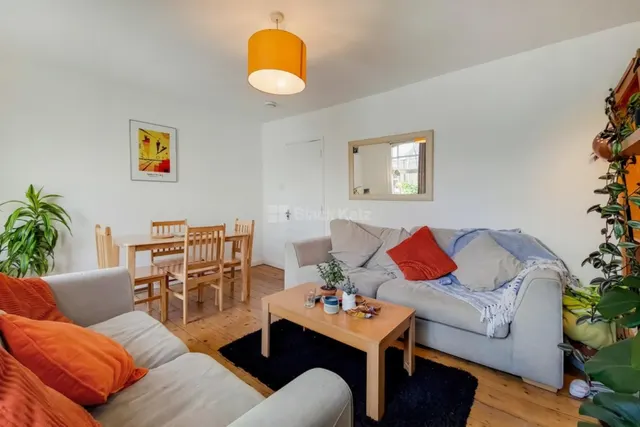 Mitford Road, N19, photo 1