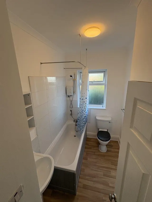 Hough Lane, Wombwell, photo 3
