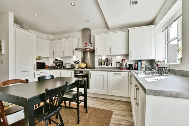 Photo 2 — Juliana Way, Altrincham, Greater Manchester, WA14