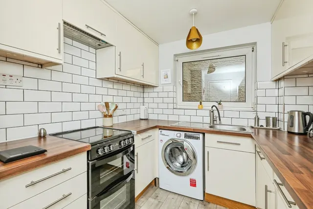Photo 2 — Fulwood Road, SHEFFIELD, South Yorkshire, S10