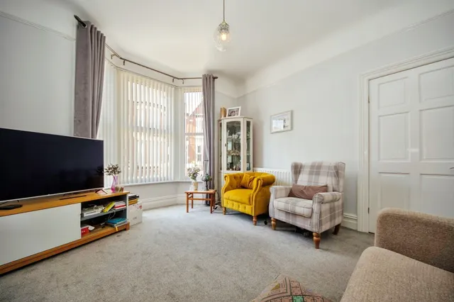 St. Winifred Road, Wallasey, CH45, photo 3