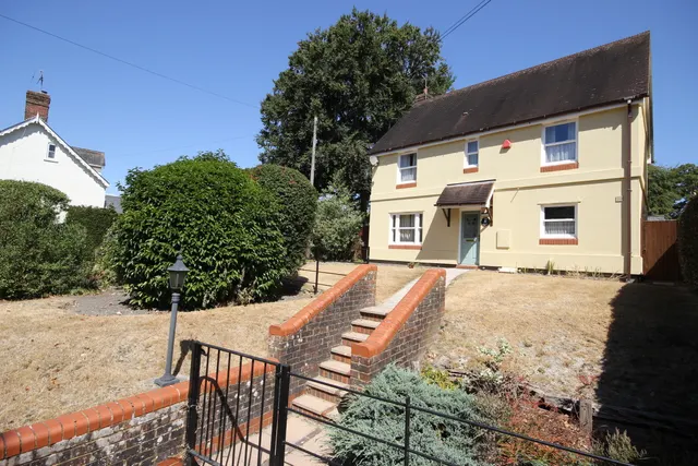 High Street, Selborne, GU34, photo 1