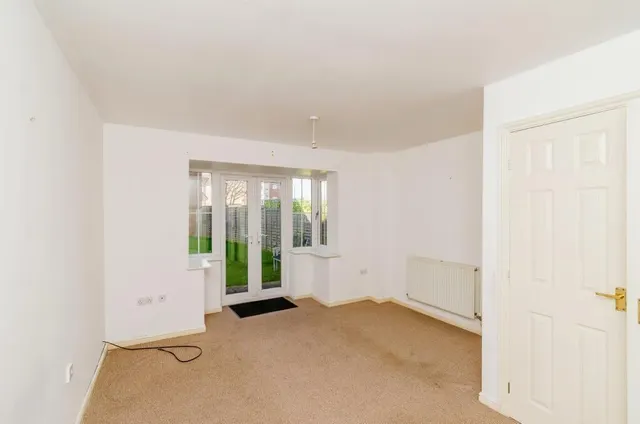 Photo 3 — Newhome Way, Walsall, WS3
