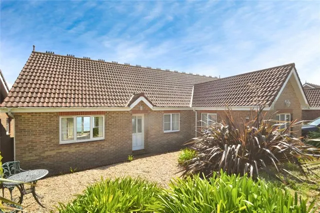 Foxhills, Ventnor, PO38, photo 1