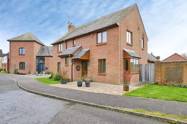 The Paddocks, Folksworth, PE7, photo 1