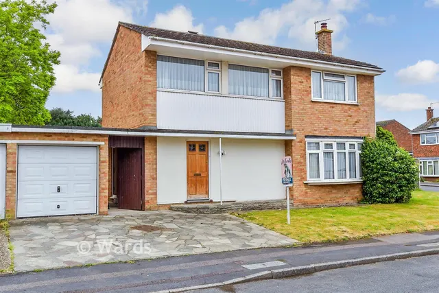 Lamberhurst Road, Maidstone, ME16, photo 1