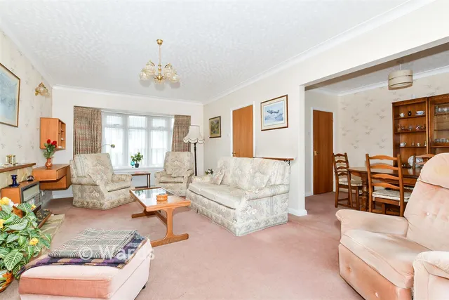 Lamberhurst Road, Maidstone, ME16, photo 3