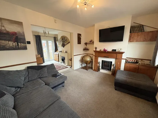 Moreton Street, Wrexham, LL14, photo 2