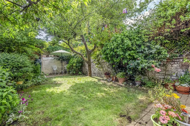 Photo 2 — Dymock Street, Fulham, London, SW6
