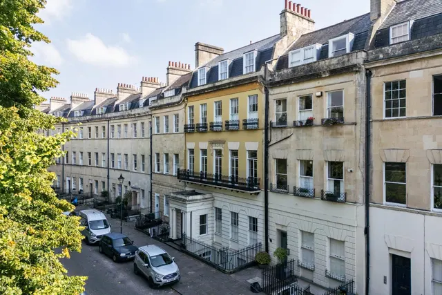 Grosvenor Place, Bath, BA1, photo 2