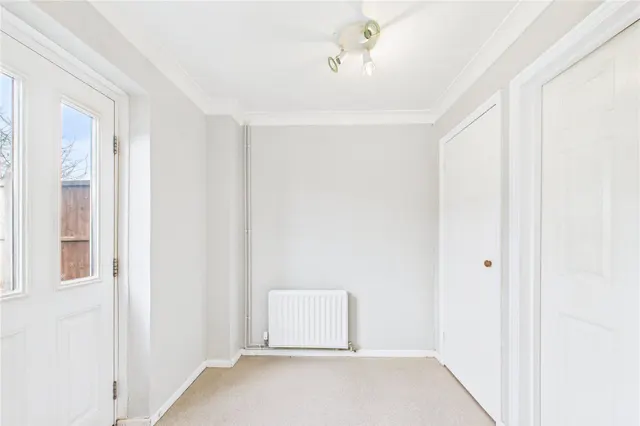 Browning Close, Thatcham, RG18, photo 3