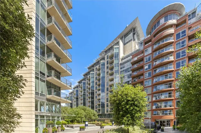 Juniper Drive, London, SW18 1FX, photo 1
