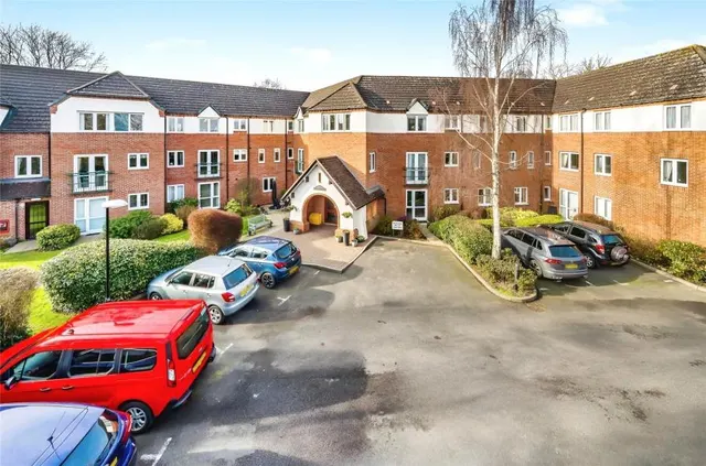 Howard Road East, Kings Heath, B13, photo 1