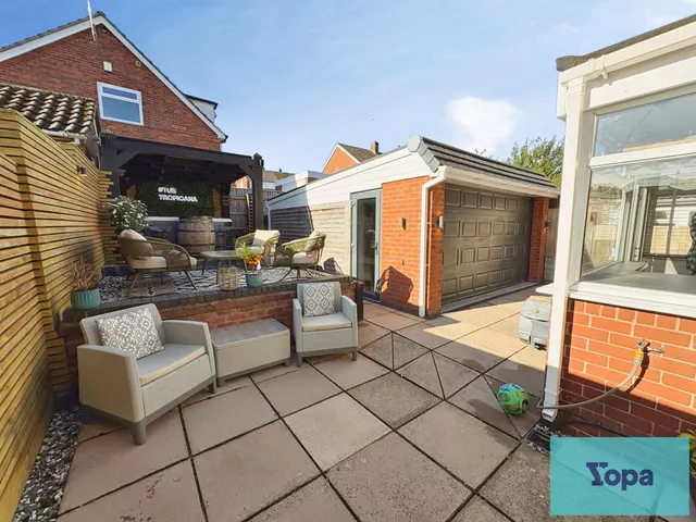 Diamond Close, Meir Heath, ST3, photo 3
