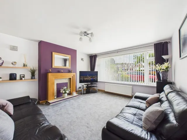 Brackendale Drive, Bradford, BD10, photo 2