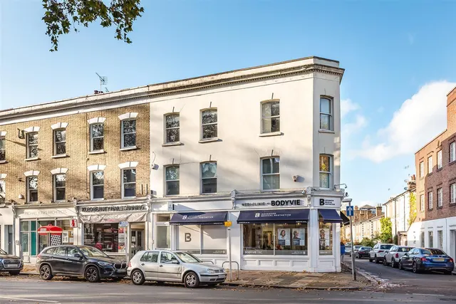 Kew Road, Richmond, TW9, photo 1