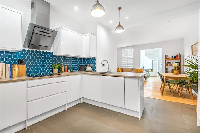 Kew Road, Richmond, TW9, photo 2