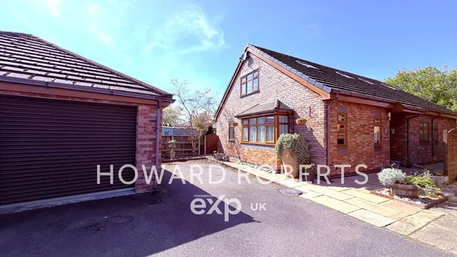 Liverpool Old Road, Much Hoole, PR4, photo 1