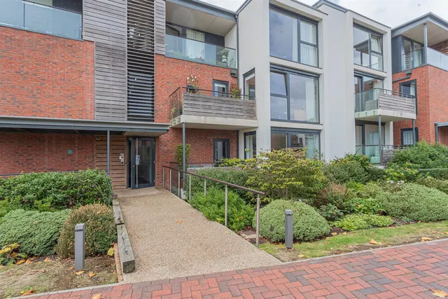 Almond Close, Wadswick Green, SN13, photo 1