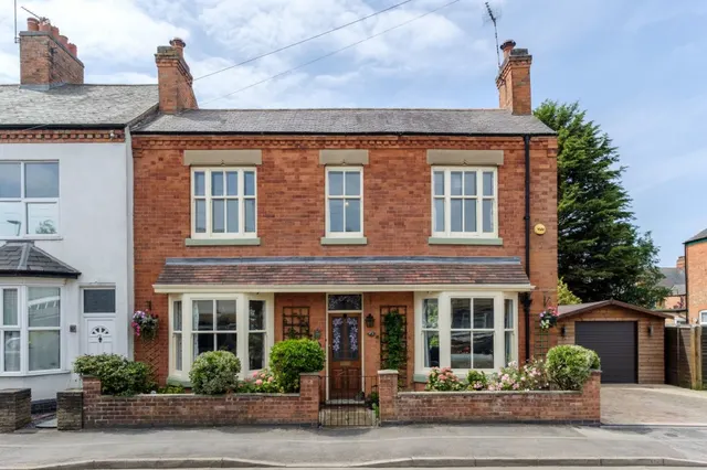 Wellington Street, Syston, LE7, photo 1