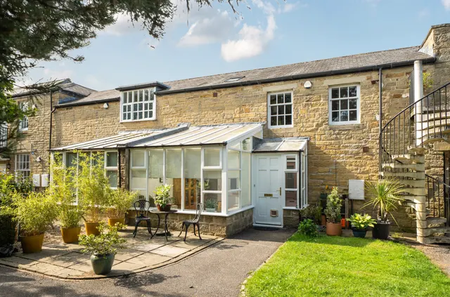 Lidgett Lane, Roundhay, LS8, photo 2