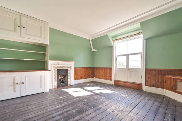 London, NW3, photo 3