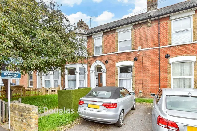 Woodlands Road, Ilford, IG1, photo 1