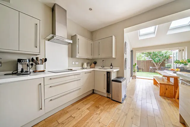 Photo 3 — Gore Road, Raynes Park, London, SW20