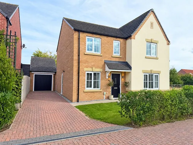Salmon Close, Cottingham, photo 1