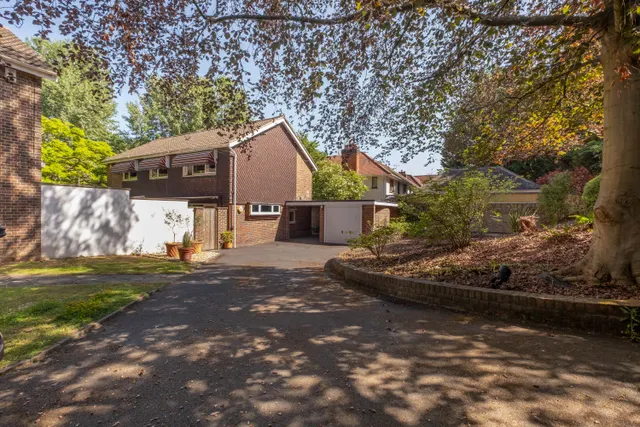 Kingston Vale, London, SW15, photo 1