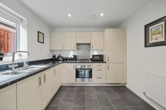 Photo 3 — Farm Croft Drive, Golborne, Warrington, Warrington, WA3 3YJ