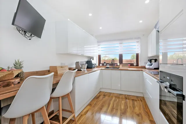 Hawthorn Crescent, Mintlaw, AB42, photo 3