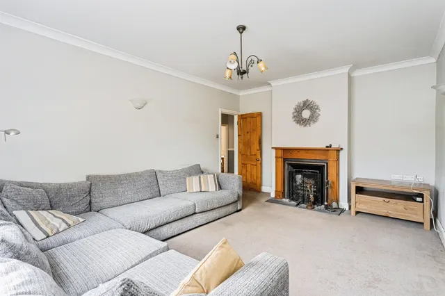 Junction Road, Burgess Hill, RH15, photo 2