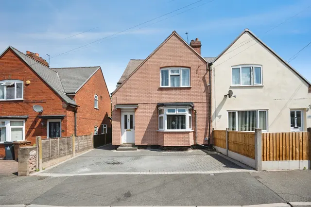Charles Foster Street, Wednesbury, photo 1