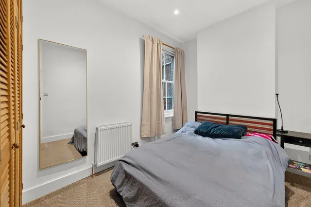 Marcus Street, London, SW18, photo 3