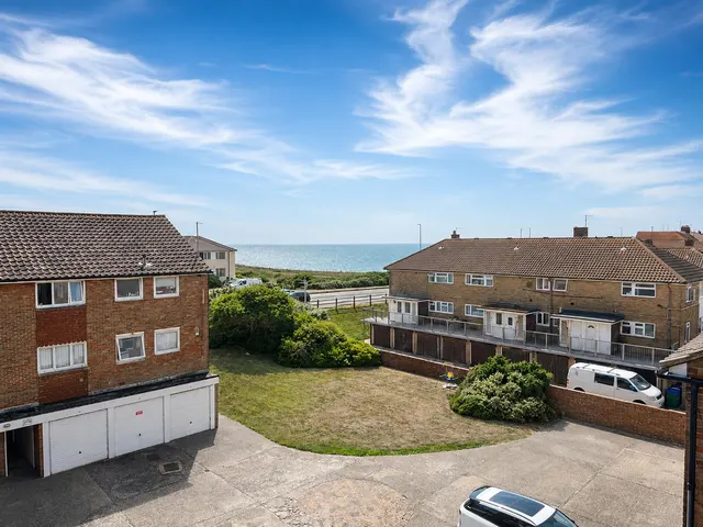 South Coast Road, Telscombe Cliffs, photo 1