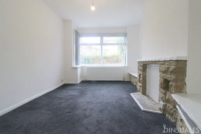 Photo 3 — Brantwood Avenue, Bradford BD9 6QE