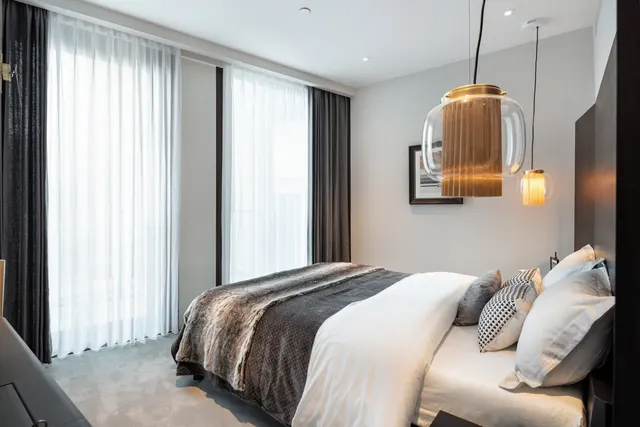 Nine Elms Lane, London, SW8, photo 2