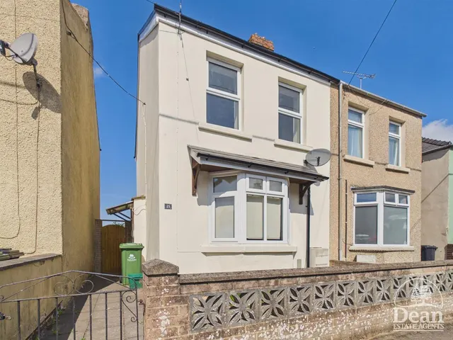 Pembroke Street, Cinderford, photo 1