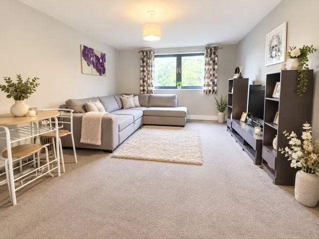 Mckenzie Court, Maidstone, ME14, photo 2