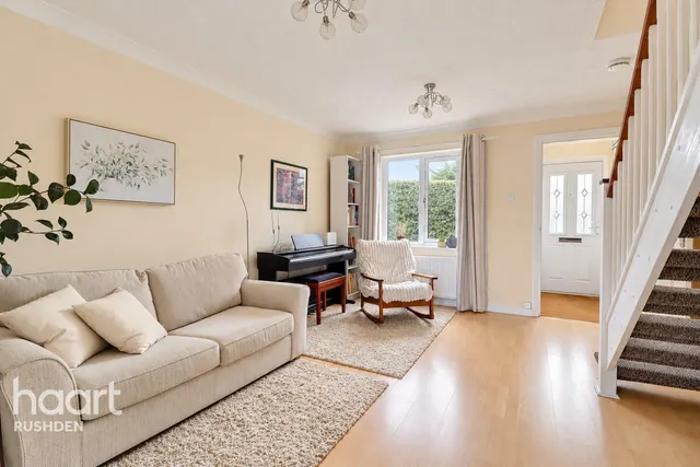 Betony Walk, Rushden, NN10, photo 3