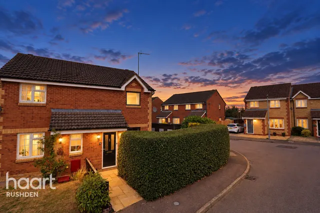 Betony Walk, Rushden, NN10, photo 2